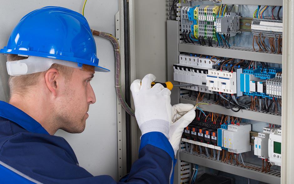 électricien en bâtiment Breuillet